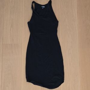 Black Sleeveless Dress